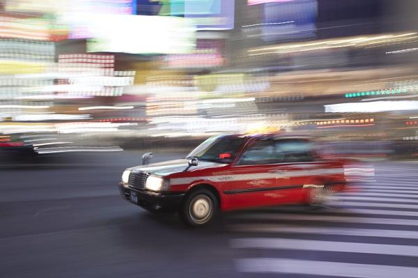 北京车牌摇号13年：祖孙三代都在等，这“公平”到底该怎么算？