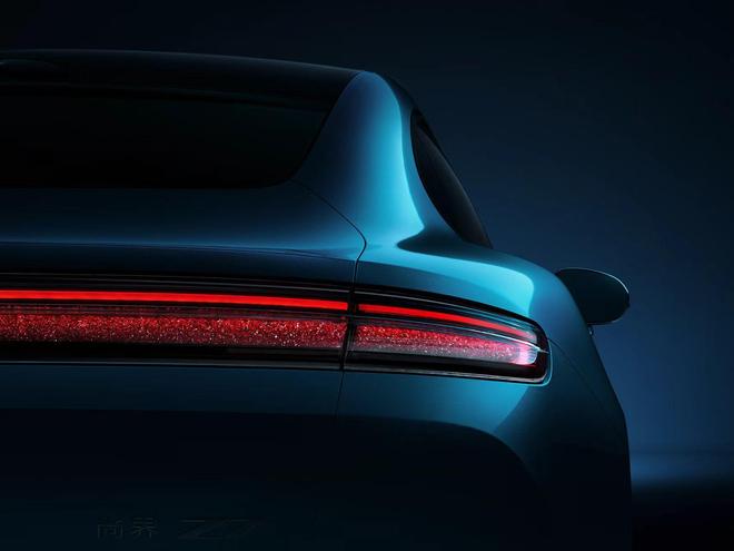 上汽决定不再等那个“正确答案”了