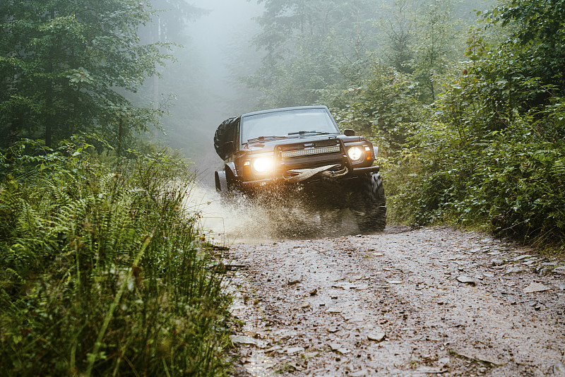 北京昊存兴业汽车租赁有限公司