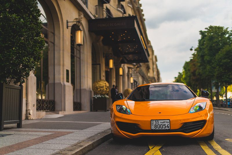 宝马328i落地价格是多少