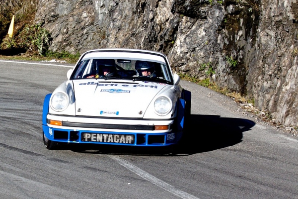 京牌出租找中介和私下对接有什么区别